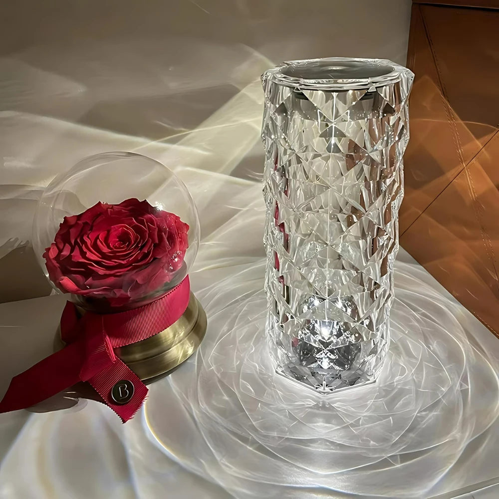 Luminária de Mesa Crystal Prism™ com Controle e Touch 16 Cores LED