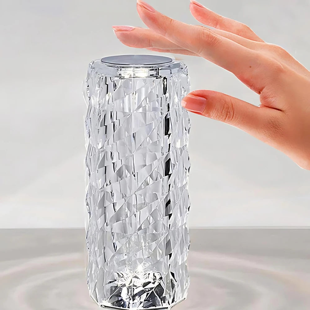 Luminária de Mesa Crystal Prism™ com Controle e Touch 16 Cores LED