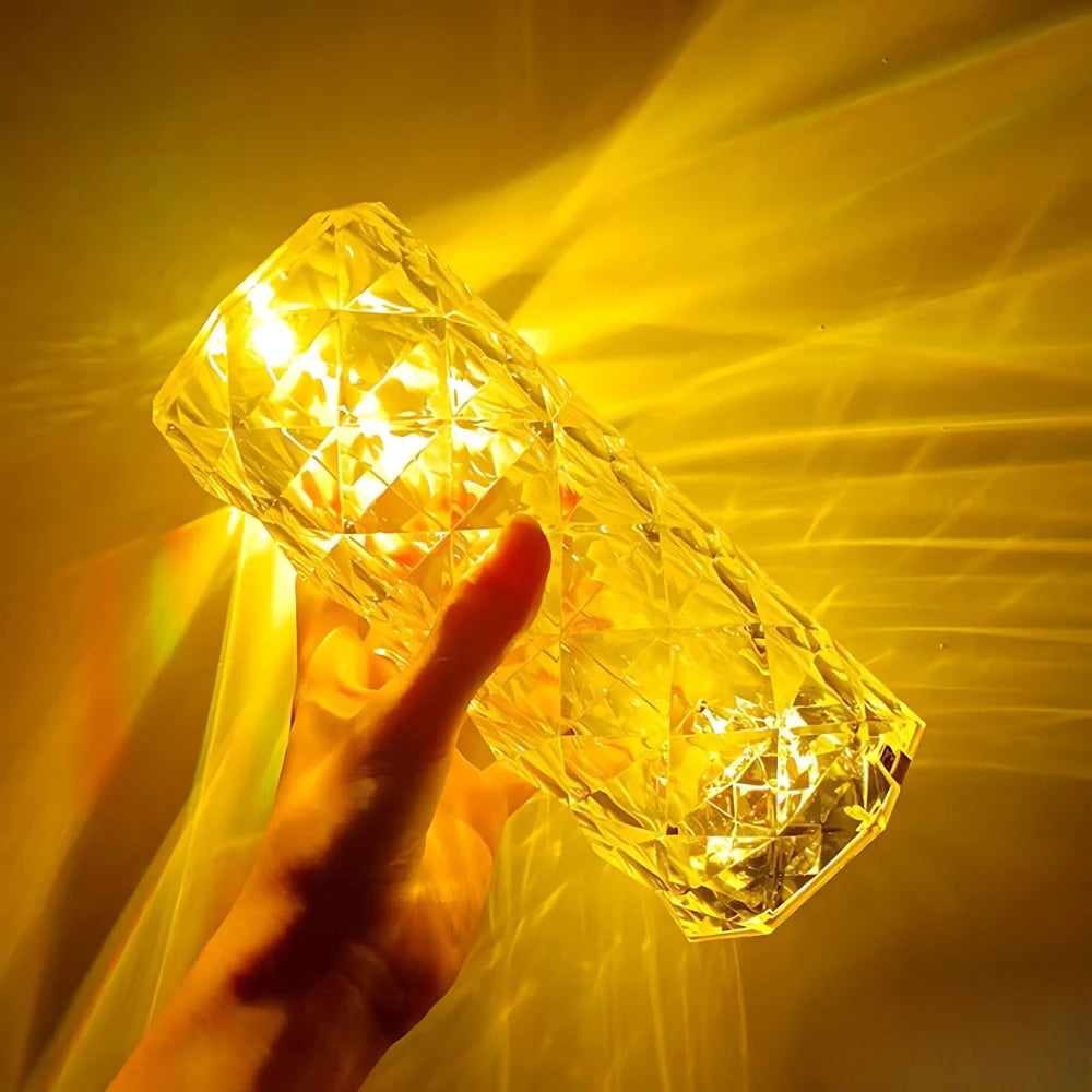 Luminária de Mesa Crystal Prism™ com Controle e Touch 16 Cores LED